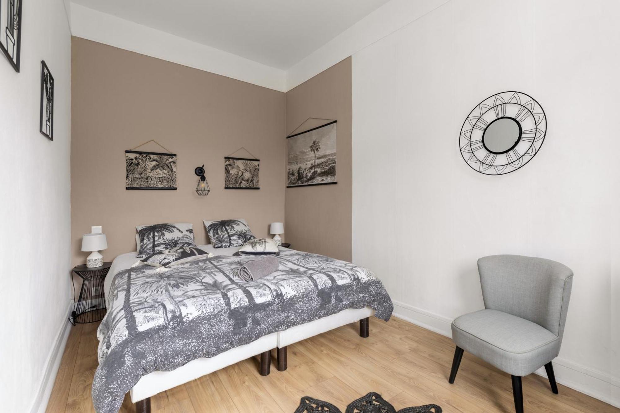 Maison Individuelle Dans Ancienne Ecurie รูออง ภายนอก รูปภาพ